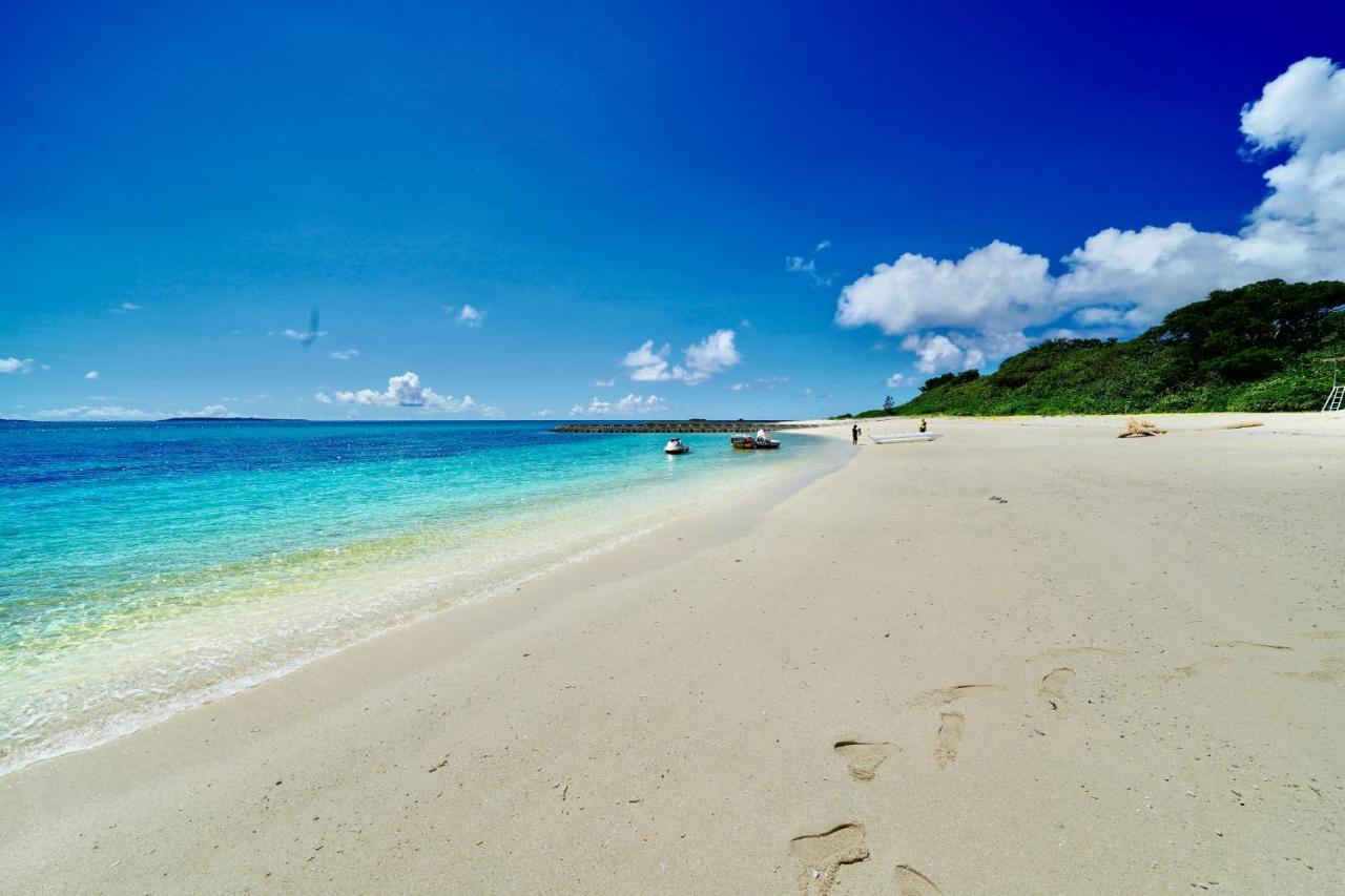 Day'S Beach Hotel Zuichou Miyakojima  Екстер'єр фото